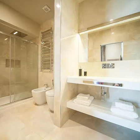 Vittoriano Luxury 4* Roma